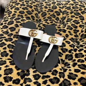 Elegant White Sandals with Gold Accent